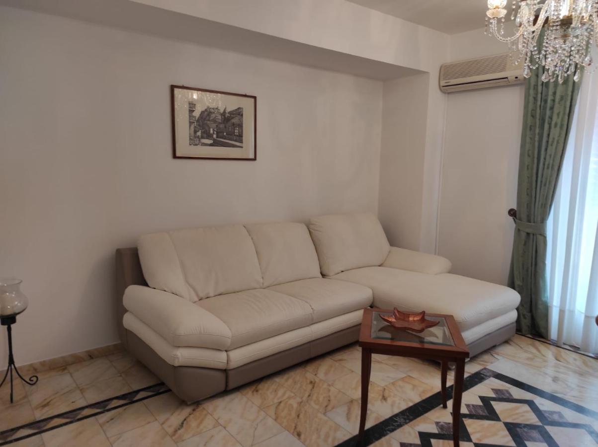 Appartamento Da Pippo e Nunzia SantʼAlessio Siculo Esterno foto